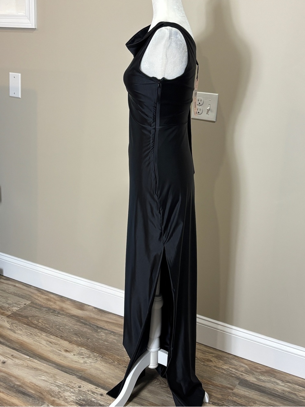 Oh Polly Sheril Asymmetric Scarf-Detail Maxi Dress - Picture 11 of 17